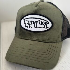 NWT Von Dutch Sage Green and Black Velvet Trucker Hat - Adjustable SnapBack
